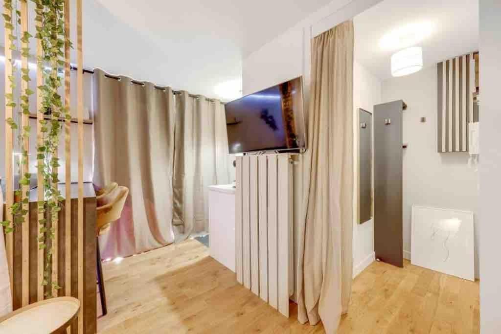 Appartement Panorama - A Seulement 15 Minutes Des Champs-Elysees Clichy Exterior foto